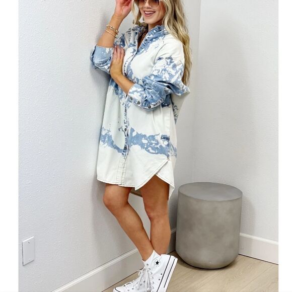 𝅺womens Oversized Denim Jacket Dress Beautiful Bleaching and Super Cute Wear - Picture 9 of 11